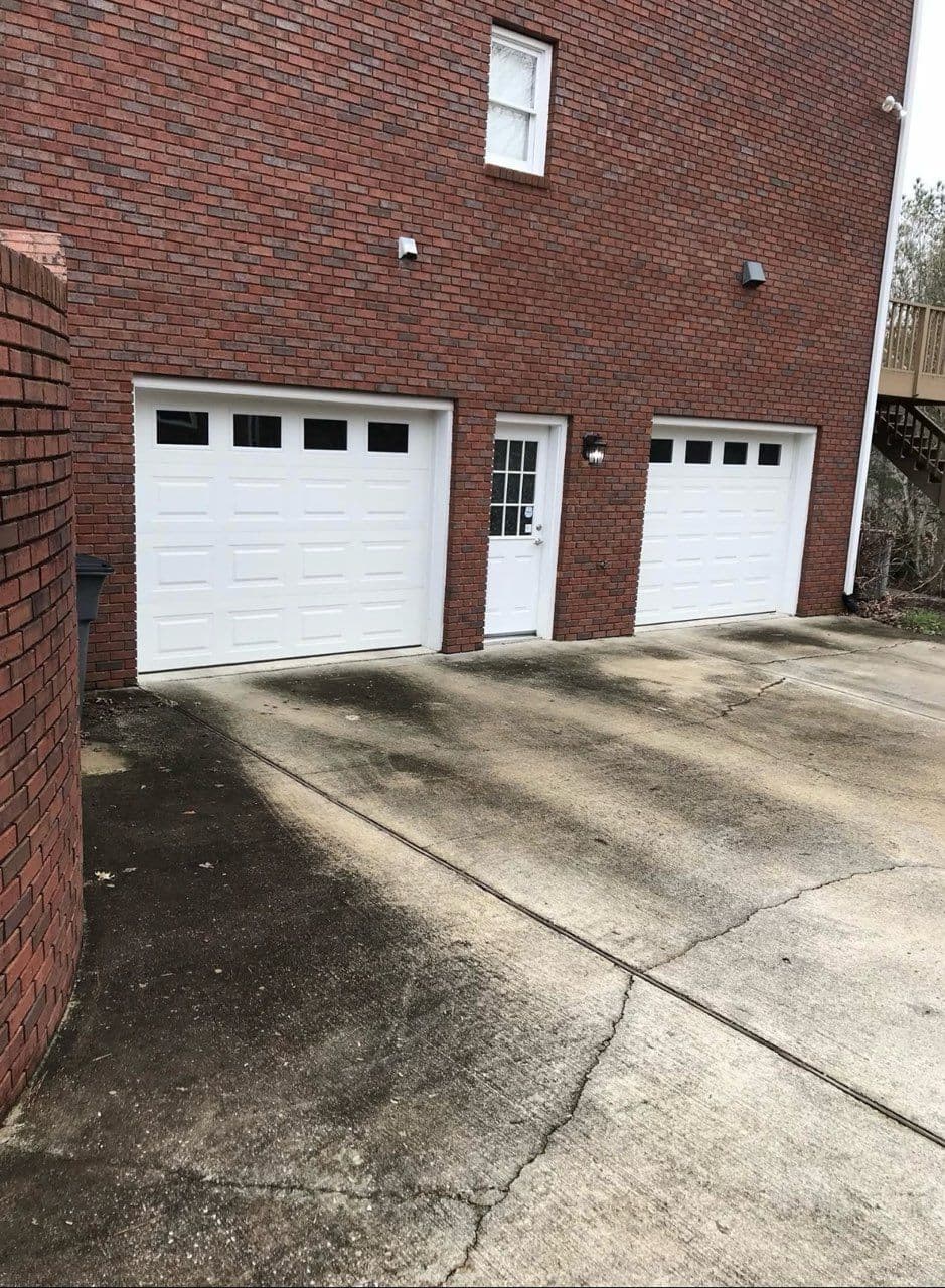 Project Driveway Pressure Washing in Hoover image